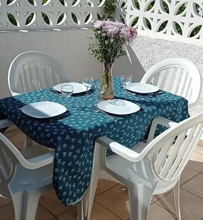 2 Pieces Avec Terrasse En Bord De Leucate