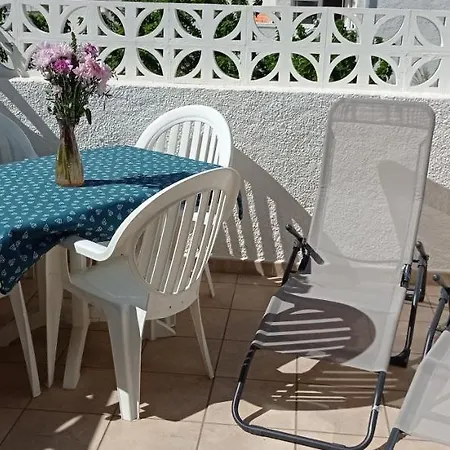 2 Pieces Avec Terrasse En Bord De Leucate