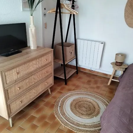 2 Pieces Avec Terrasse En Bord De Apartamento