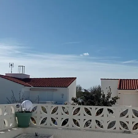 2 Pieces Avec Terrasse En Bord De Apartamento